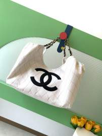 Picture of Chanel Handbags _SKUfw240287457fw